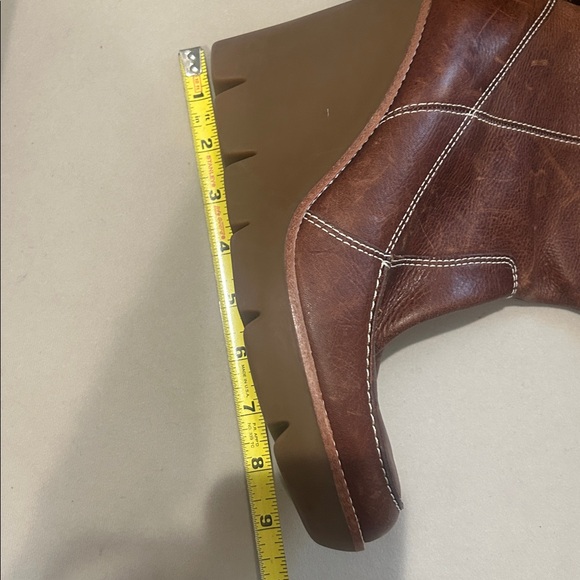 Michael Kors brown leather boots  size 9 as pictured. No size stamp inside - Picture 8 of 8